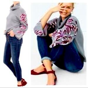 CAbi 3704 Eden pullover sweater gray and purple Size Medium